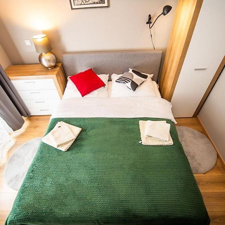 Apartament Miodowa 42 Z Miejscem Parkingowym Krasków Exterior foto