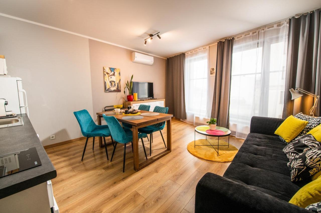 Apartament Miodowa 42 Z Miejscem Parkingowym Krasków Exterior foto